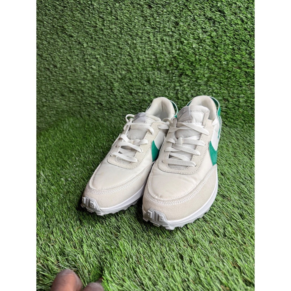 Nike Waffle Debut Womens White Sail Green Retro Run Shoes FQ8890-100 Size 10.5 - Picture 5 of 9
